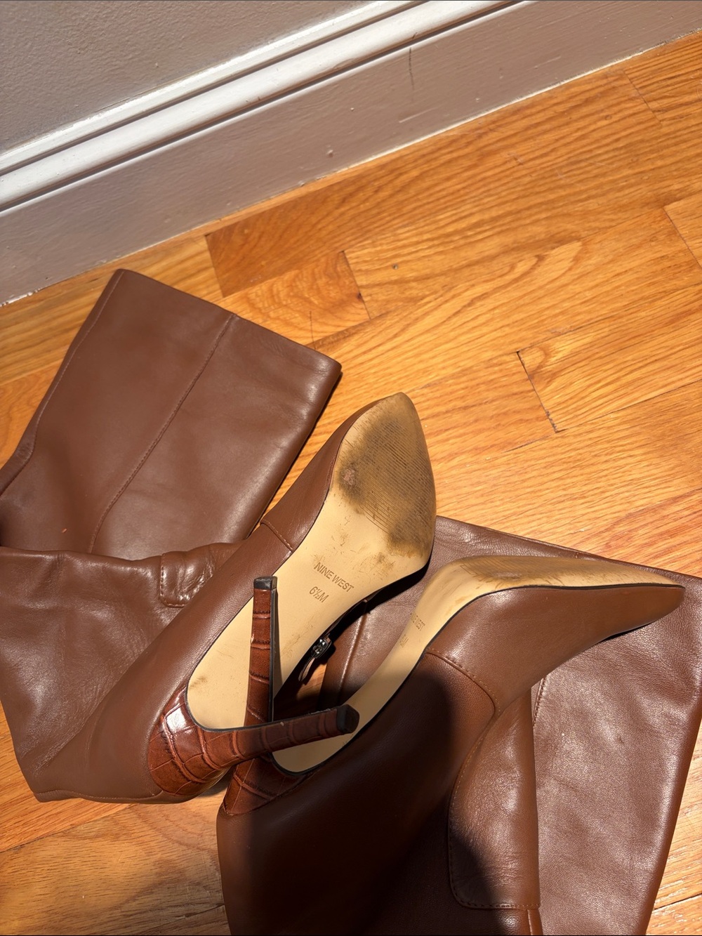 Nine West Brown Leather Knee-High Pointed-Toe Stiletto Boots - Picture 3 of 3